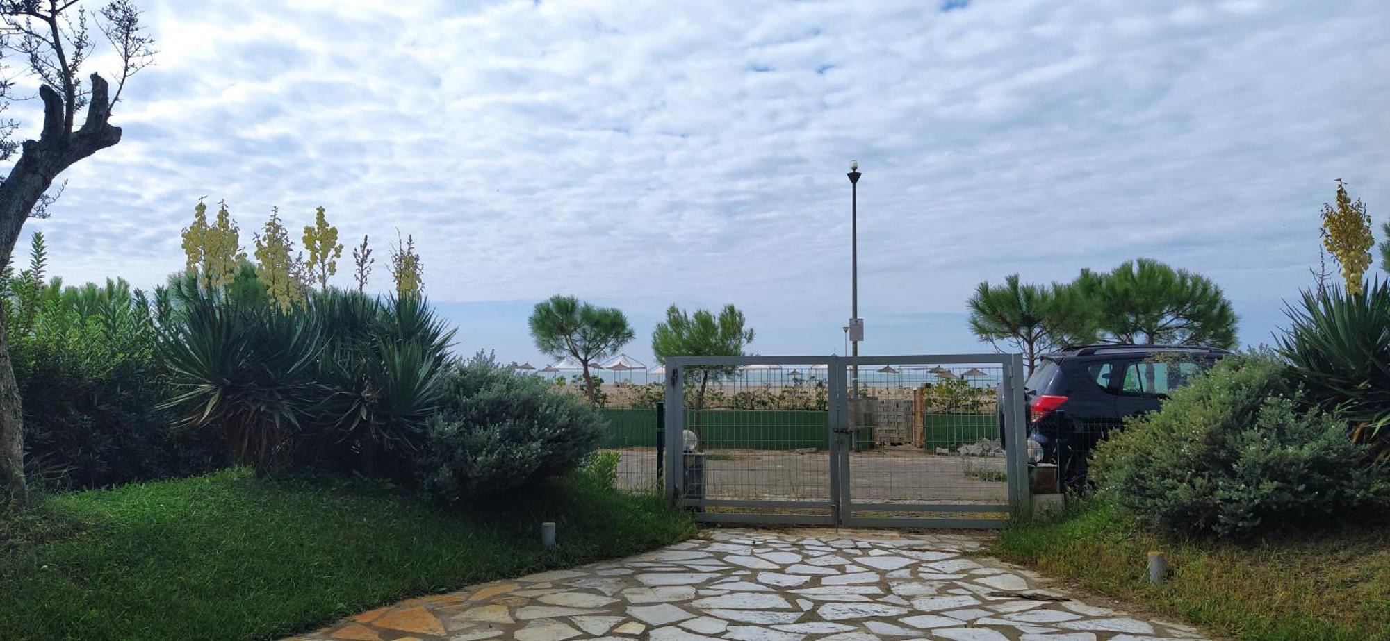 Vacation Home In Gjiri I Lalezit, Lalez, Durrës Exteriér fotografie